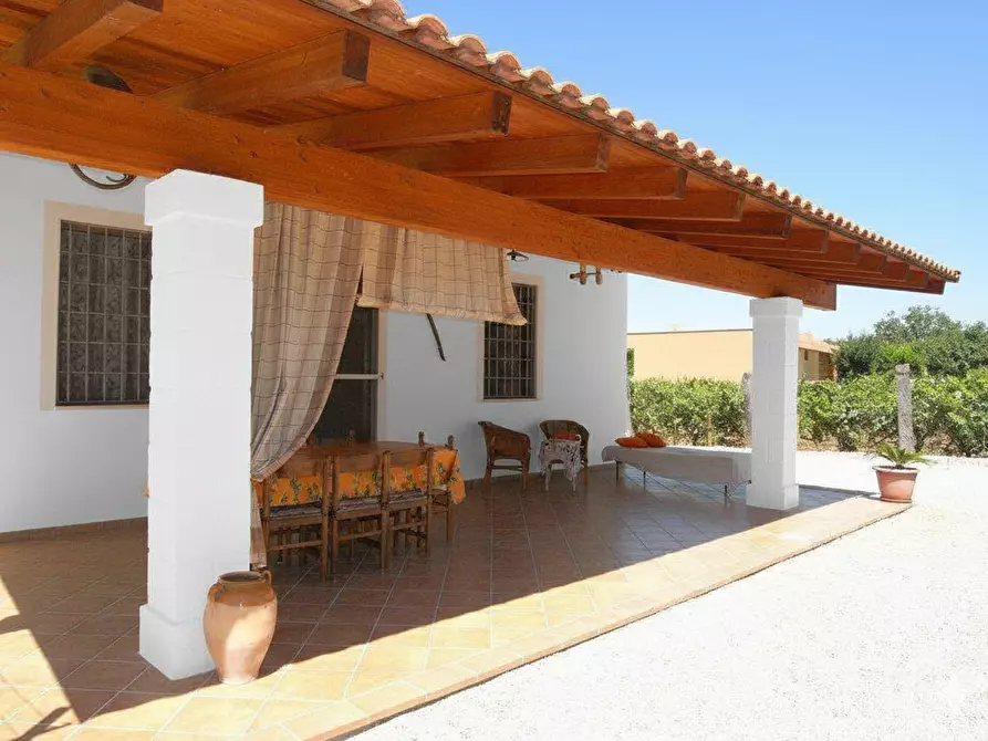 Immagine 6 di Villa in vendita  in Contrada pezzo grande a Casarano