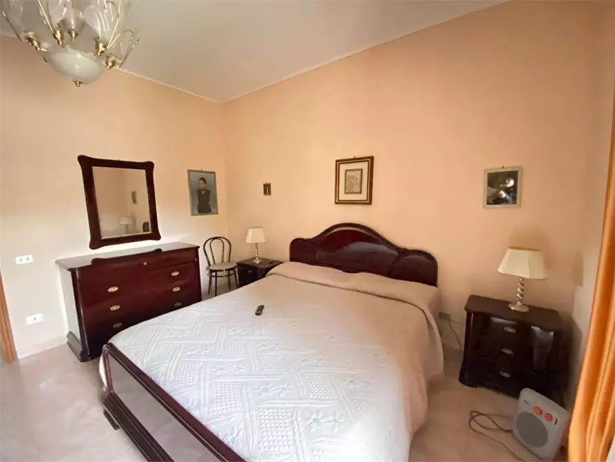 Immagine 12 di Casa bifamiliare in vendita  in via Agnesi  9 a Casarano