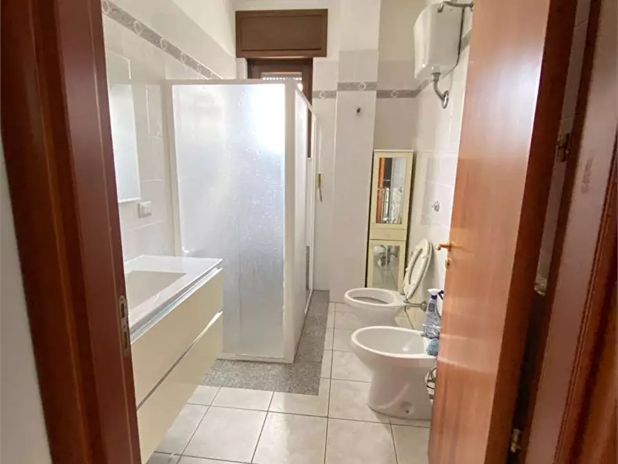 Immagine 6 di Appartamento in vendita  in via mazzini a Casarano