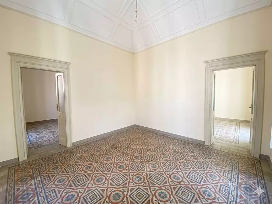 Immagine 9 di Stabile in vendita  in CAVOUR 25 a Casarano