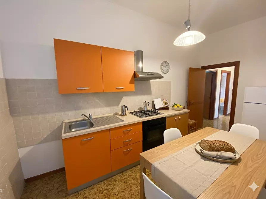 Immagine 4 di Appartamento in vendita  in via marsala a Casarano