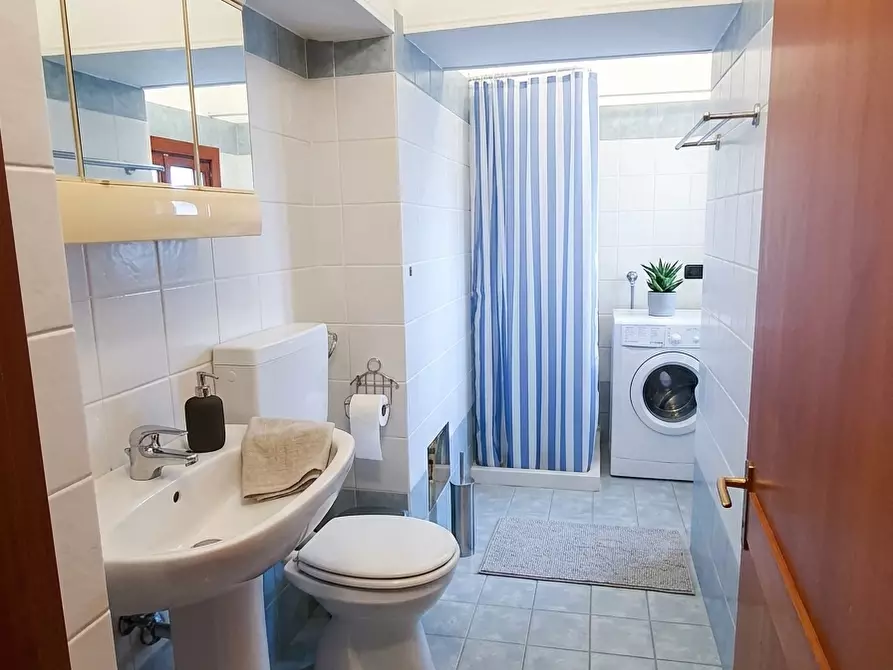 Immagine 12 di Appartamento in vendita  in via marsala a Casarano