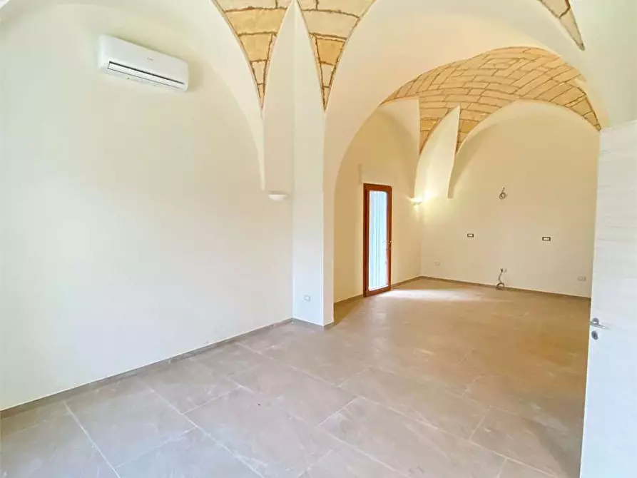 Immagine 11 di Villa in vendita  in torre paduli a Ruffano