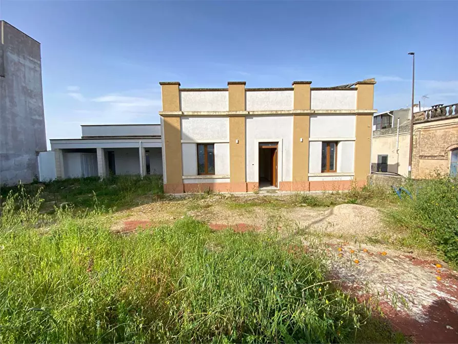 Immagine 3 di Villa in vendita  in torre paduli a Ruffano