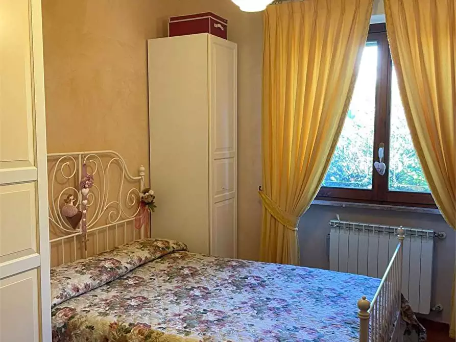 Immagine 19 di Villa in vendita  in via don sturzo a Casarano