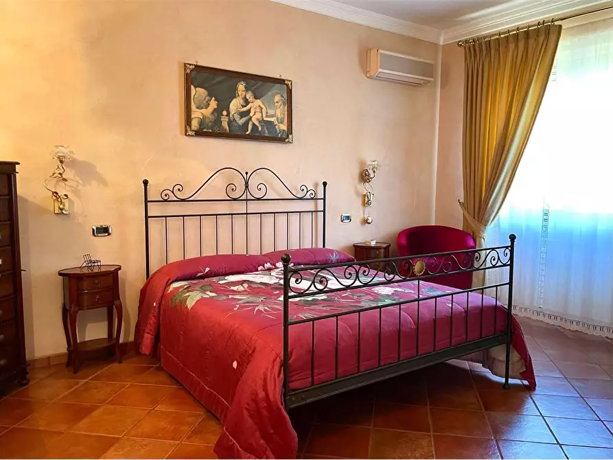 Immagine 20 di Villa in vendita  in via don sturzo a Casarano