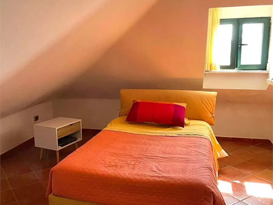 Immagine 21 di Villa in vendita  in via don sturzo a Casarano