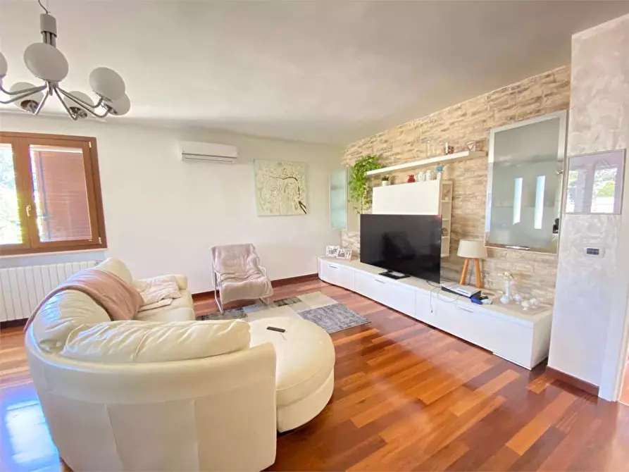 Immagine 7 di Casa indipendente in vendita  in via puglia a Casarano