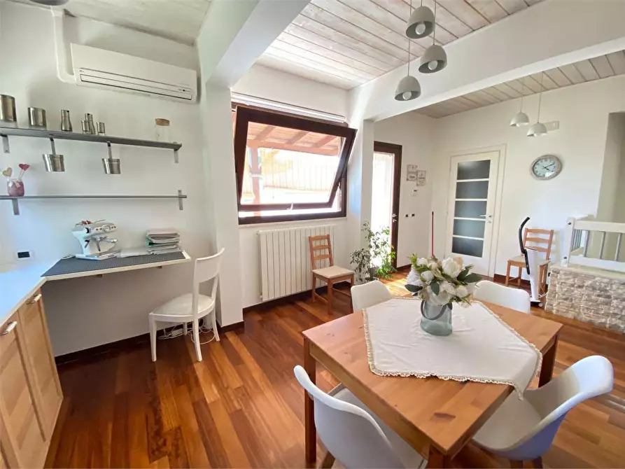 Immagine 11 di Casa indipendente in vendita  in via puglia a Casarano