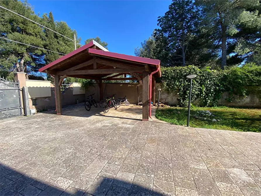 Immagine 32 di Casa indipendente in vendita  in via puglia a Casarano