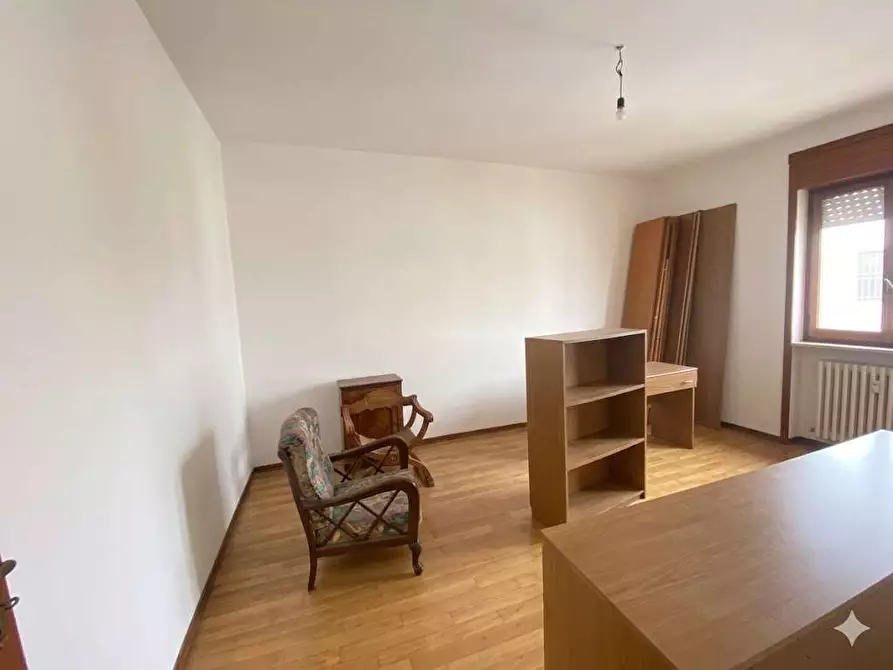 Immagine 15 di Appartamento in vendita  in DOGLIOTTI  19 a Casarano