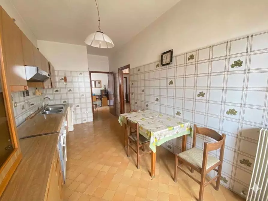 Immagine 9 di Appartamento in vendita  in DOGLIOTTI  19 a Casarano