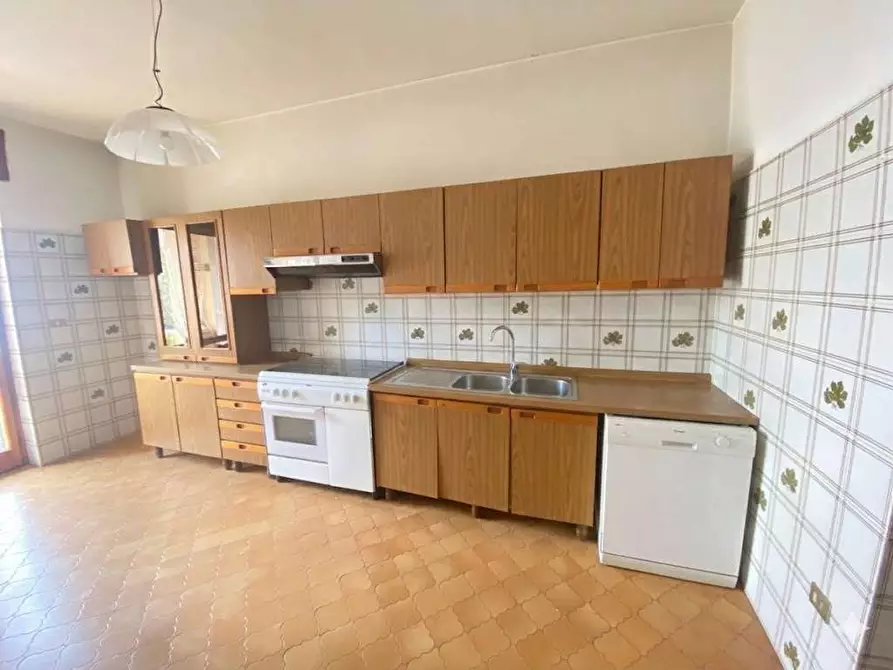 Immagine 7 di Appartamento in vendita  in DOGLIOTTI  19 a Casarano