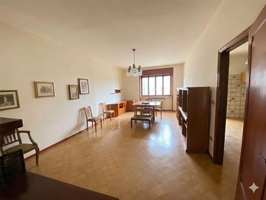 Immagine 5 di Appartamento in vendita  in DOGLIOTTI  19 a Casarano