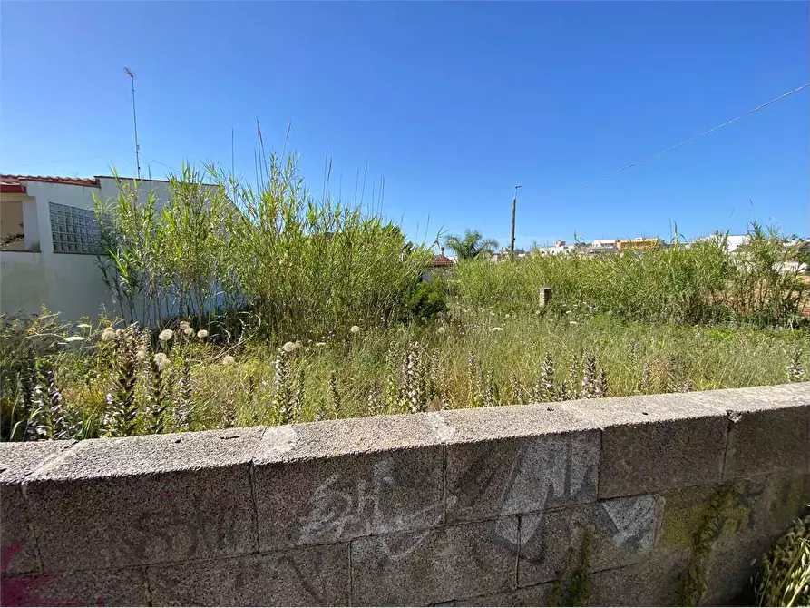 Immagine 4 di Terreno edificabile in vendita  in via basento a Casarano