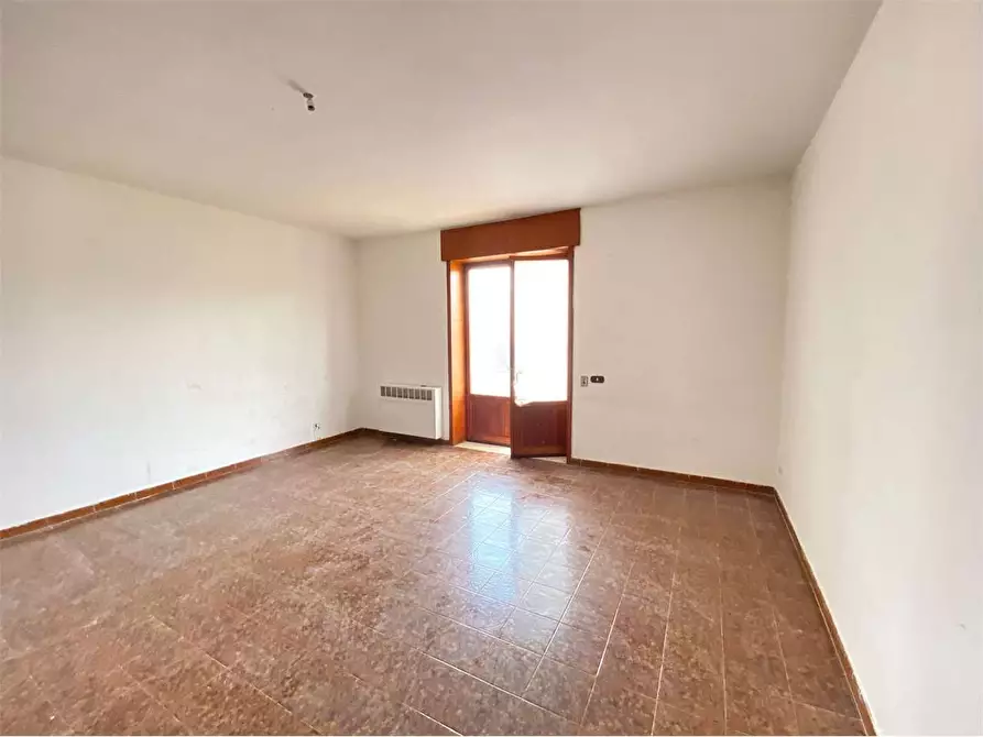 Immagine 3 di Appartamento in vendita  in via bari a Casarano