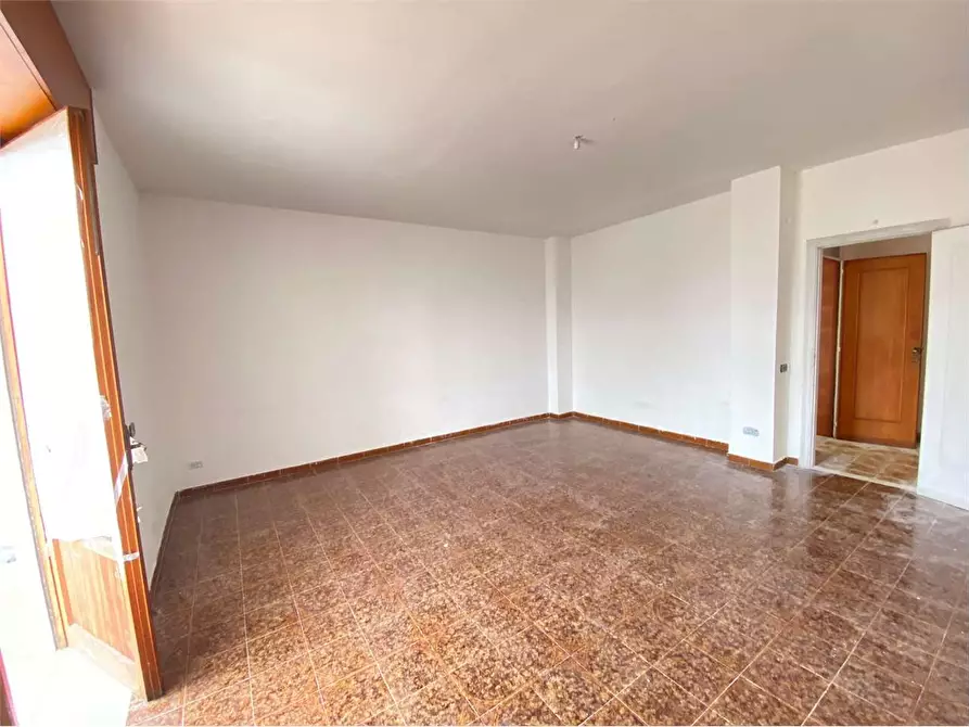 Immagine 4 di Appartamento in vendita  in via bari a Casarano