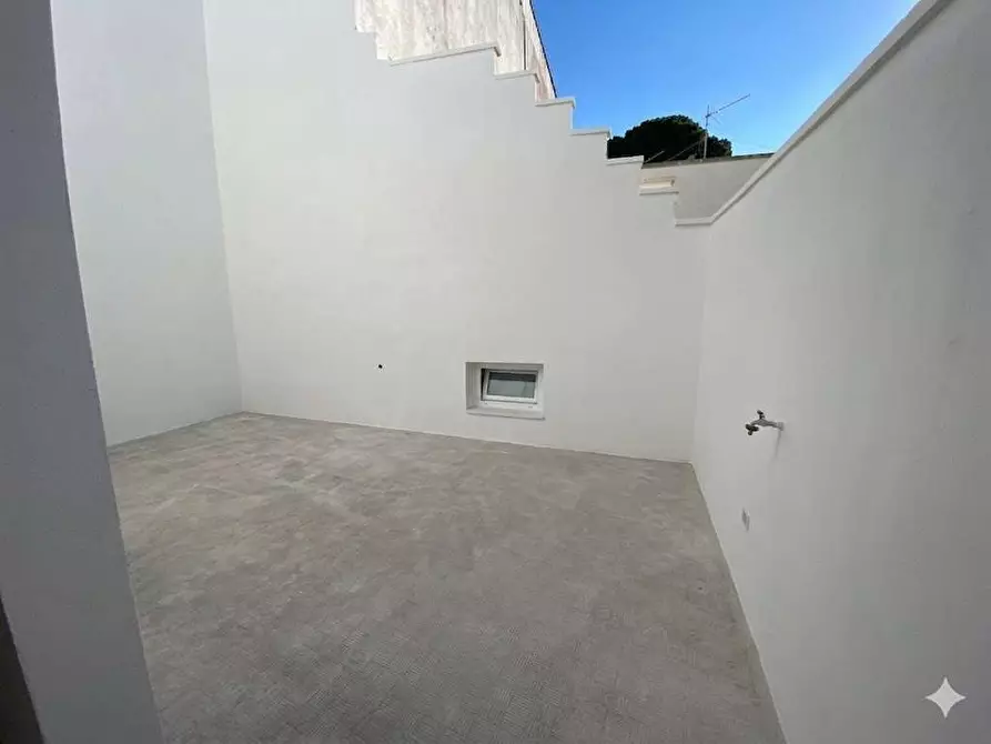 Immagine 3 di Appartamento in vendita  in via giordano bruno a Casarano