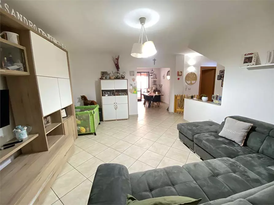 Immagine 4 di Villetta a schiera in vendita  a Casarano