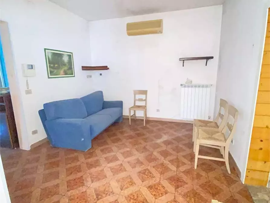 Immagine 14 di Villa in vendita  a Casarano