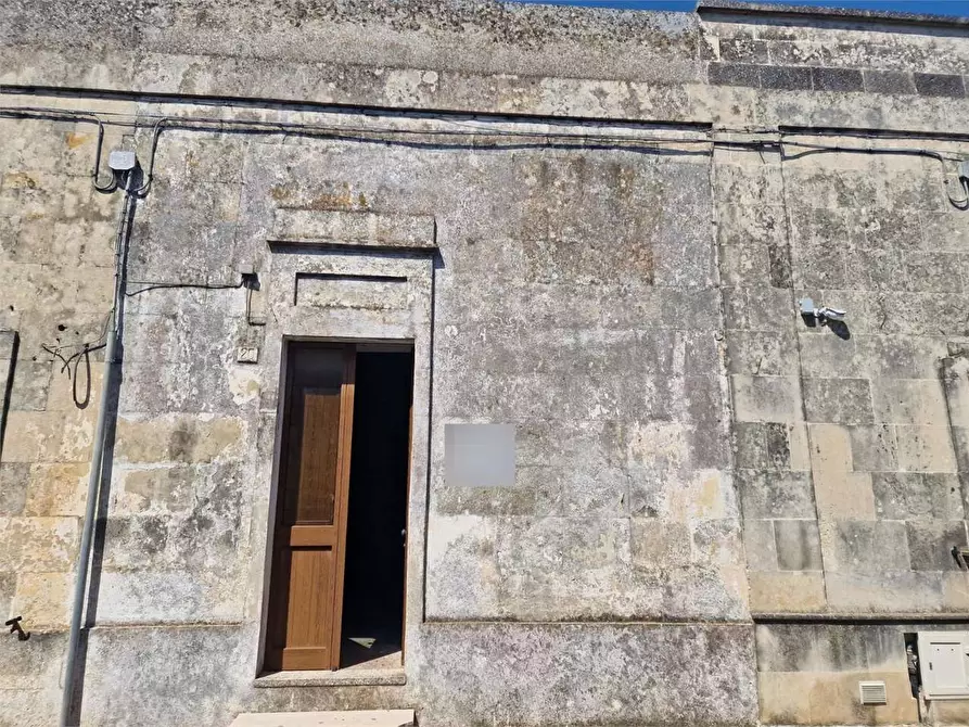Immagine 2 di Casa indipendente in vendita  in via Roma 20 a Bagnolo Del Salento
