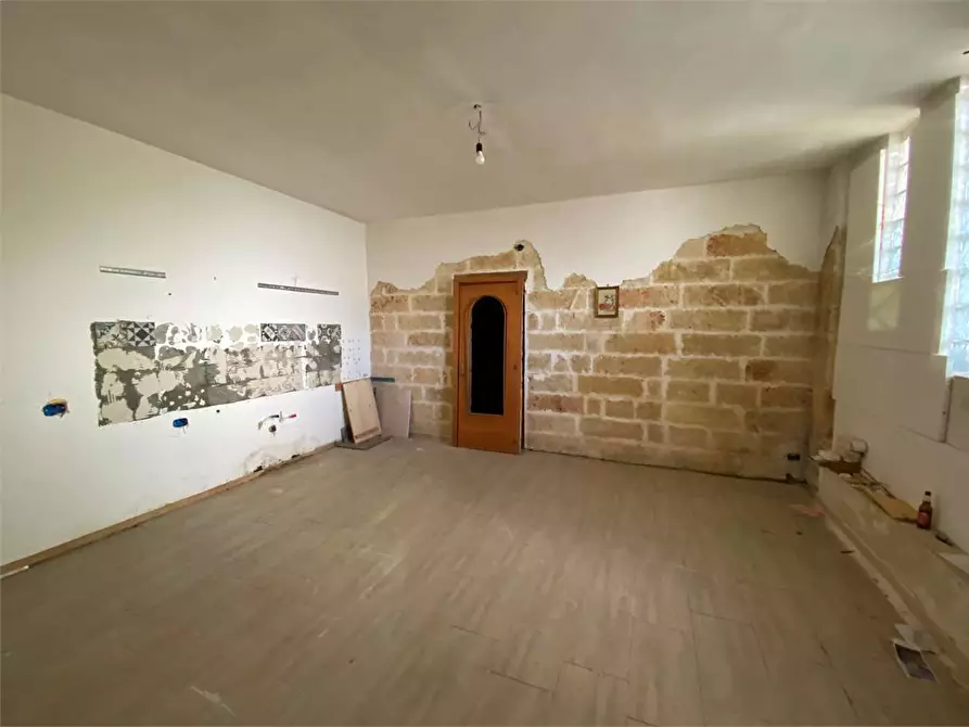 Immagine 27 di Casa indipendente in vendita  a Ruffano