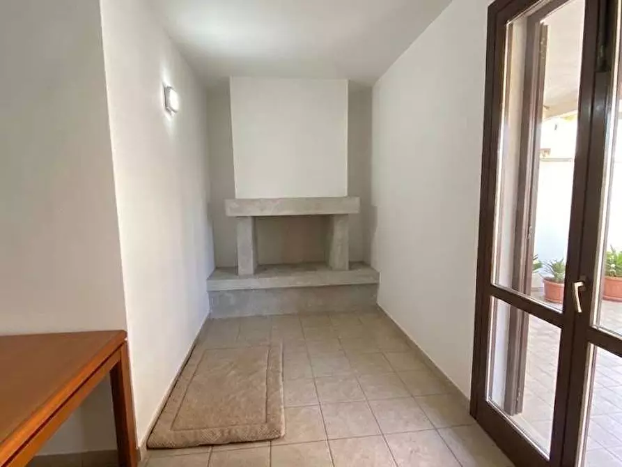 Immagine 19 di Villetta a schiera in vendita  in via Germania a Casarano
