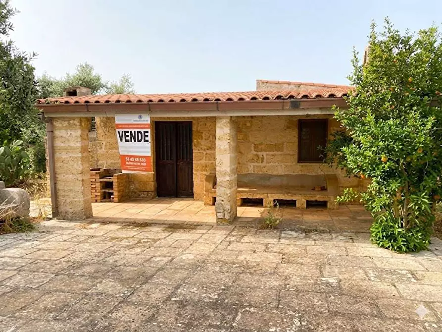 Immagine 1 di Rustico / casale in vendita  in CONTRADA TISI a Casarano