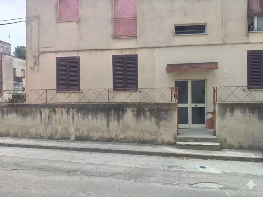 Immagine 11 di Appartamento in vendita  in via Palermo a Casarano