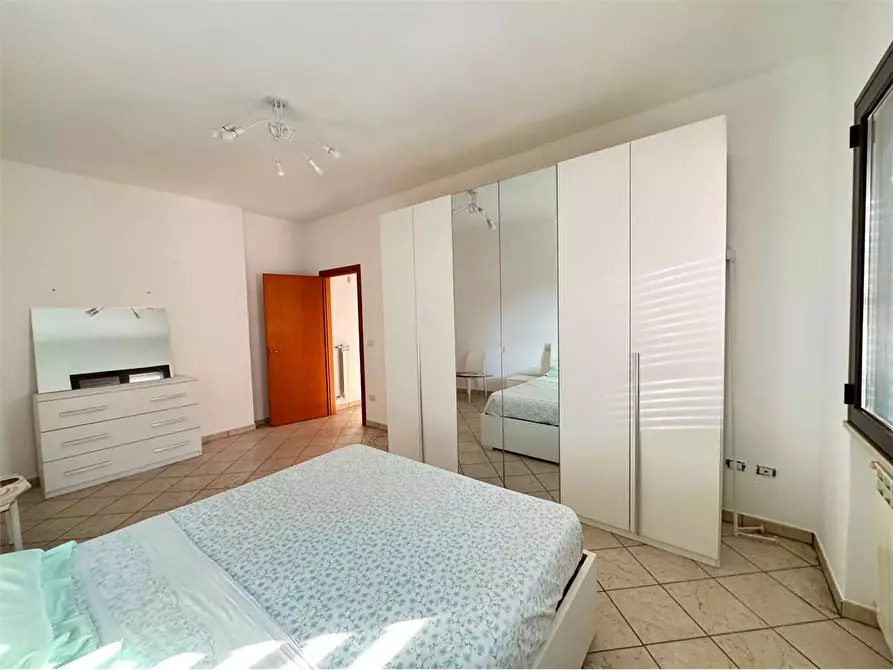 Immagine 9 di Appartamento in vendita  a Casarano