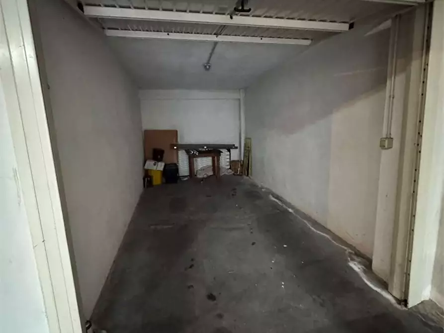 Immagine 12 di Appartamento in vendita  a Casarano