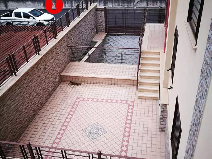 Immagine 5 di Villa in vendita  in via benevento a Cicciano
