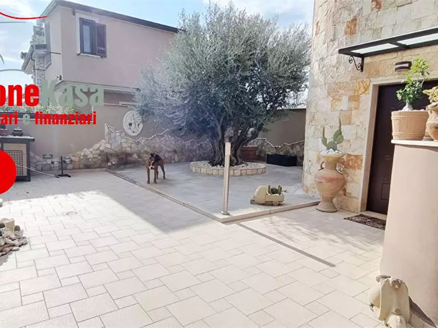 Immagine 35 di Villa in vendita  in via monte della taglia 10 a Cicciano