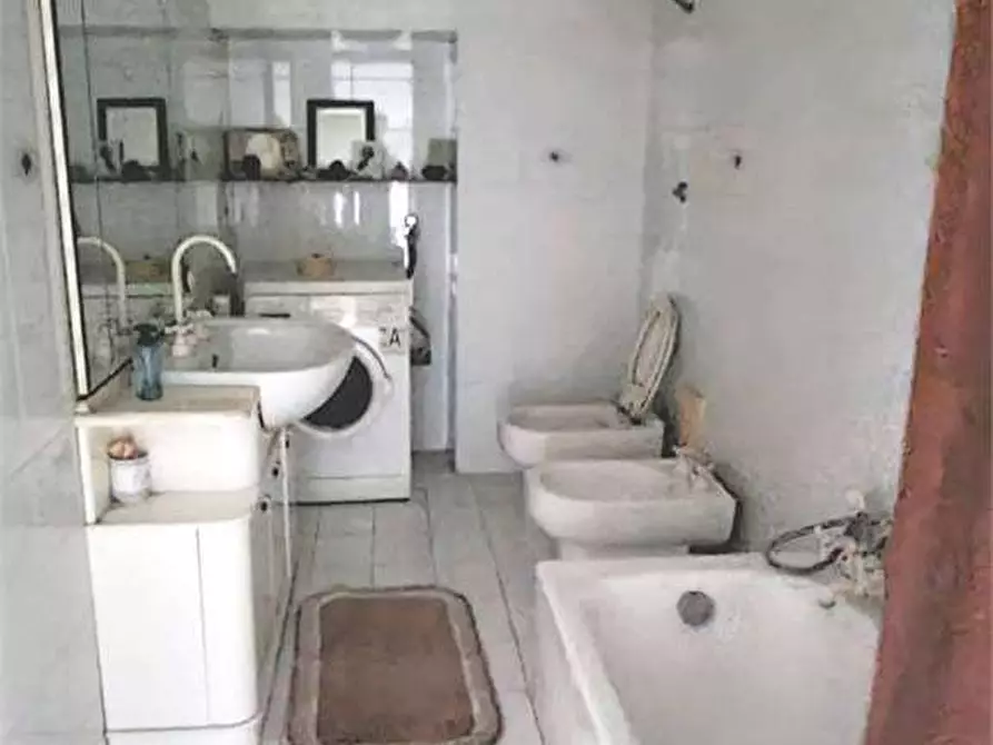 Immagine 30 di Casa indipendente in vendita  in corso umberto I a Cimitile