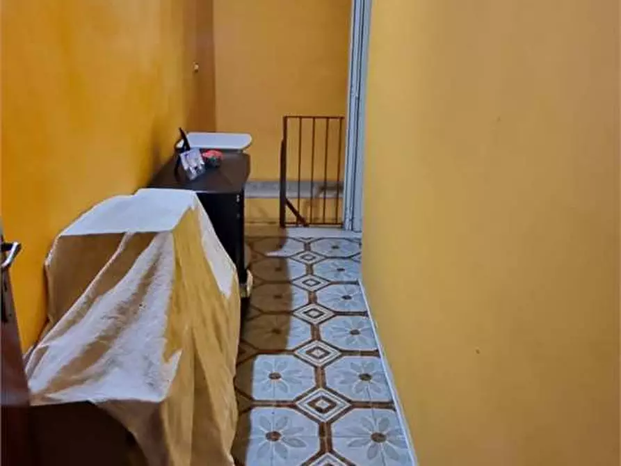 Immagine 13 di Porzione di casa in vendita  in via polvica a Nola