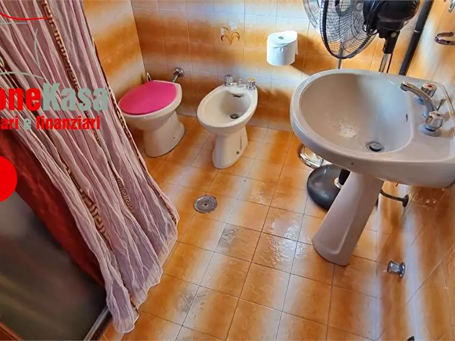 Immagine 21 di Porzione di casa in vendita  in via polvica a Nola