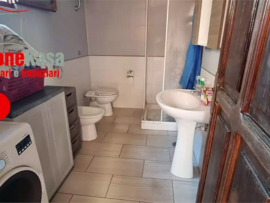 Immagine 16 di Porzione di casa in vendita  in via polvica a Nola