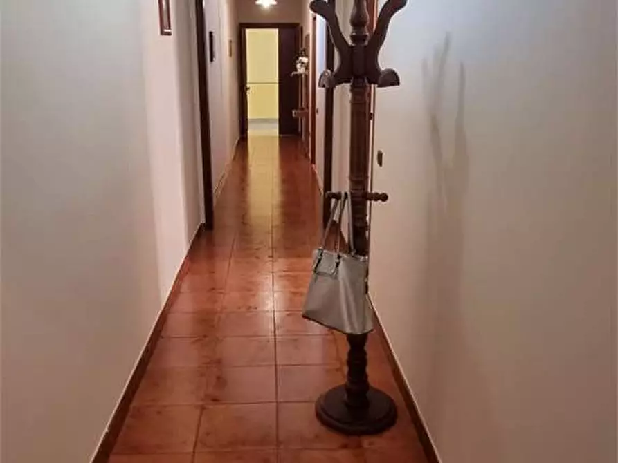 Immagine 11 di Porzione di casa in vendita  in via riccio a San Felice A Cancello