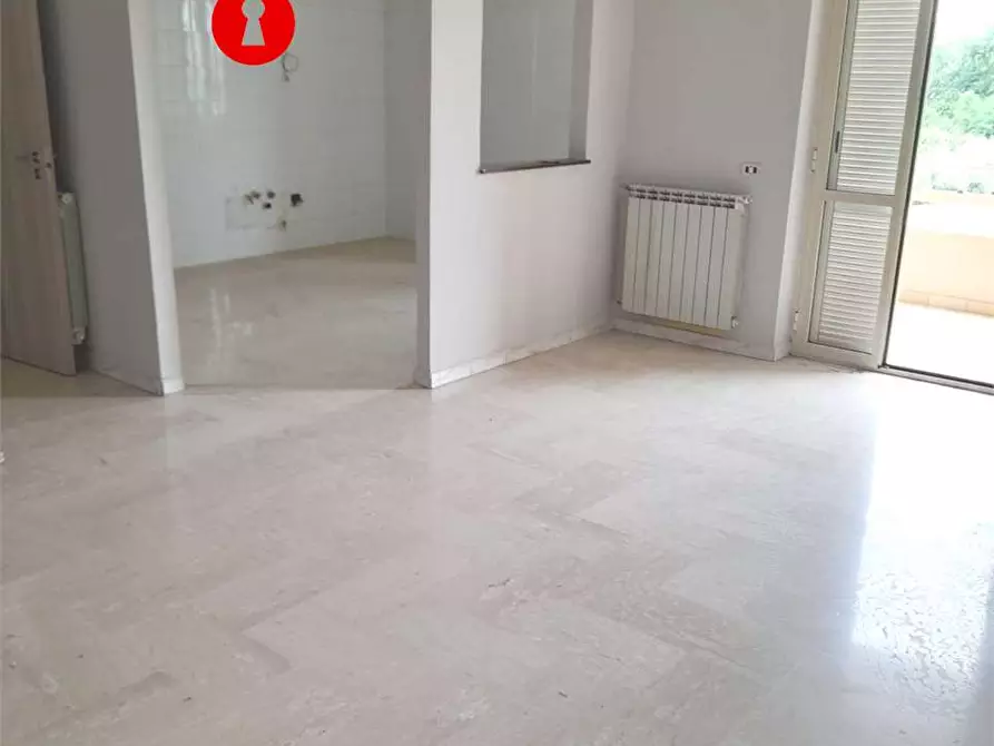 Immagine 2 di Trilocale in affitto  in via napoli 926 a San Felice A Cancello