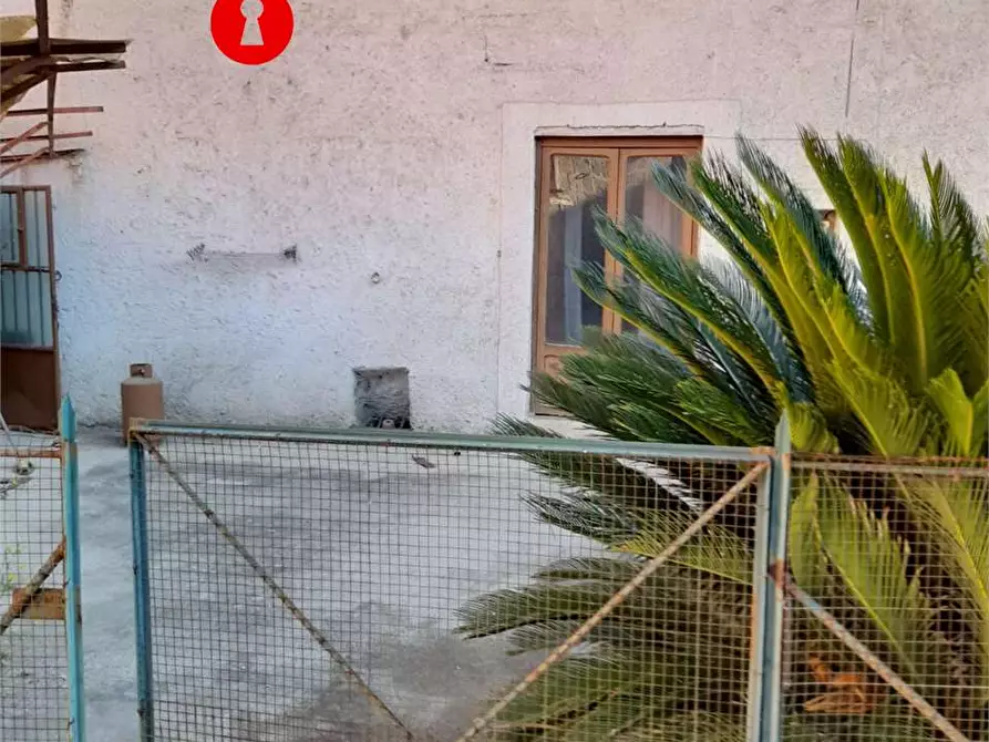 Immagine 3 di Casa indipendente in vendita  in via polvica a San Felice A Cancello