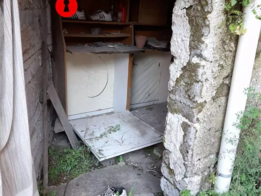 Immagine 4 di Casa indipendente in vendita  in via polvica a San Felice A Cancello