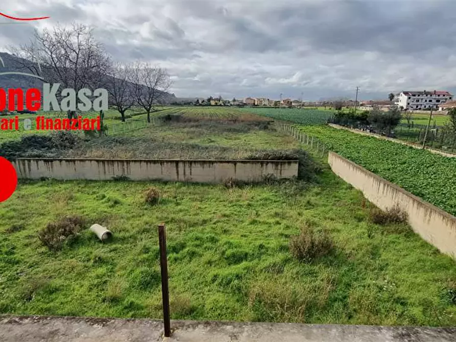 Immagine 5 di Stabile in vendita  a San Felice A Cancello