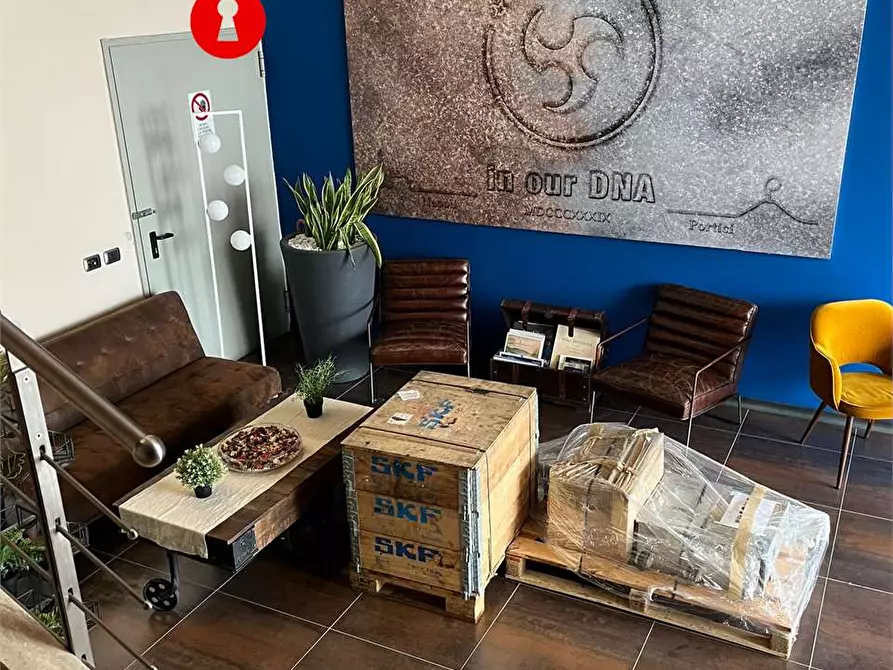 Immagine 6 di Ufficio in affitto  in zona asi a Nola