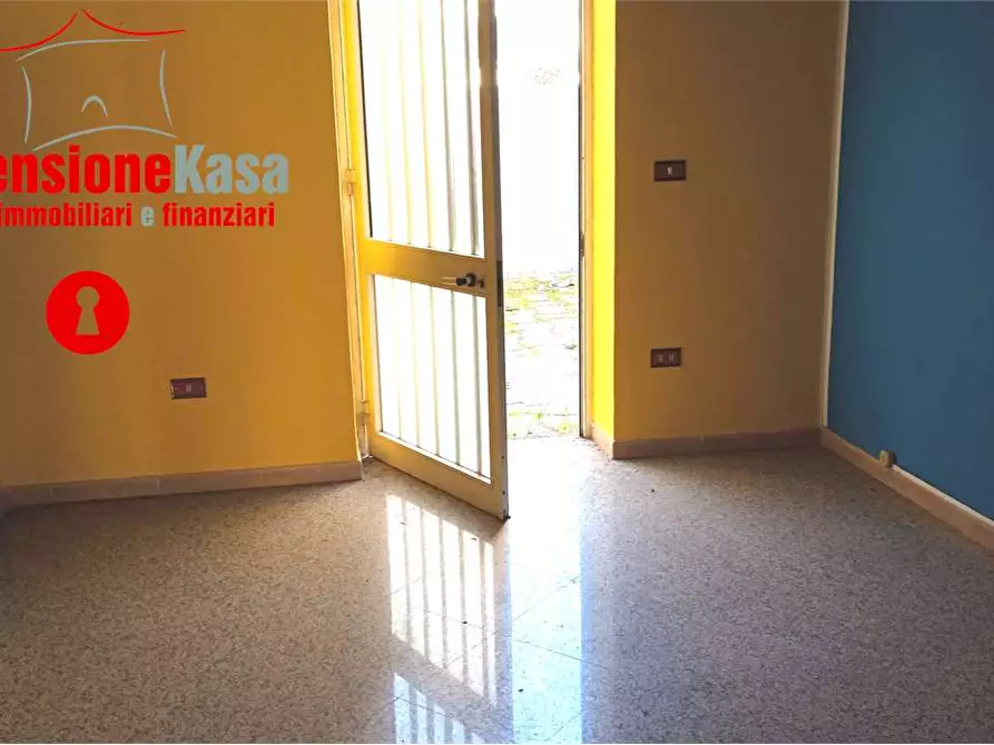 Immagine 5 di Negozio in affitto  in via Nola a Cicciano