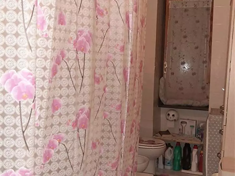 Immagine 7 di Bilocale in affitto  in via polvica a Nola