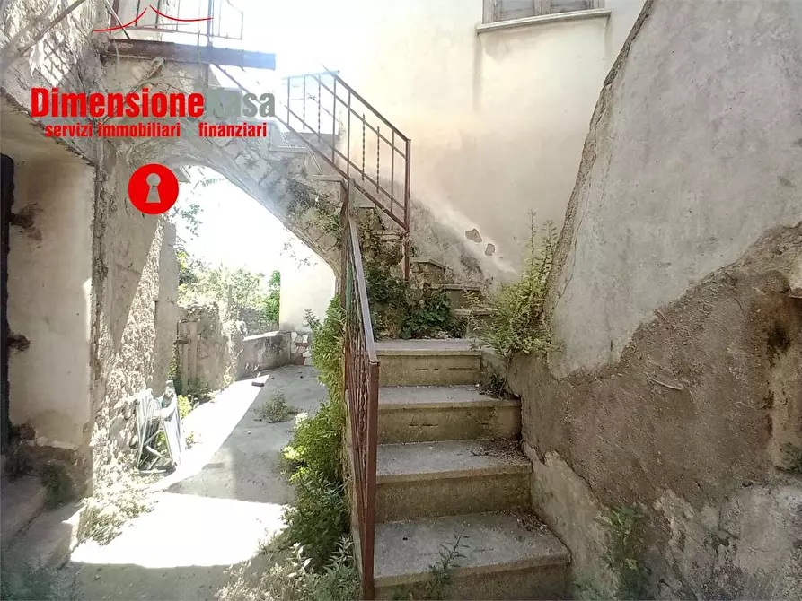 Immagine 6 di Rustico / casale in vendita  in Via Farrio 51 a Avella