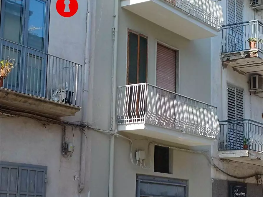 Immagine 1 di Porzione di casa in vendita  in Corso Umberto I 133 a Cimitile