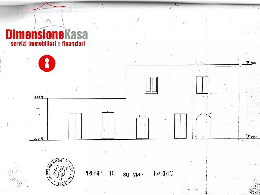 Immagine 2 di Stabile in vendita  a Avella