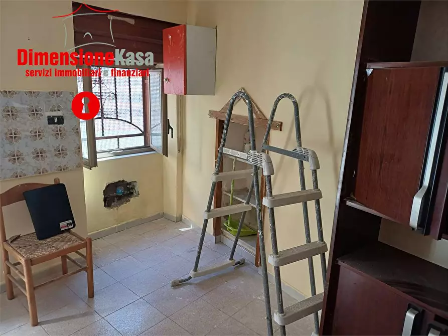 Immagine 9 di Stabile in vendita  a Avella