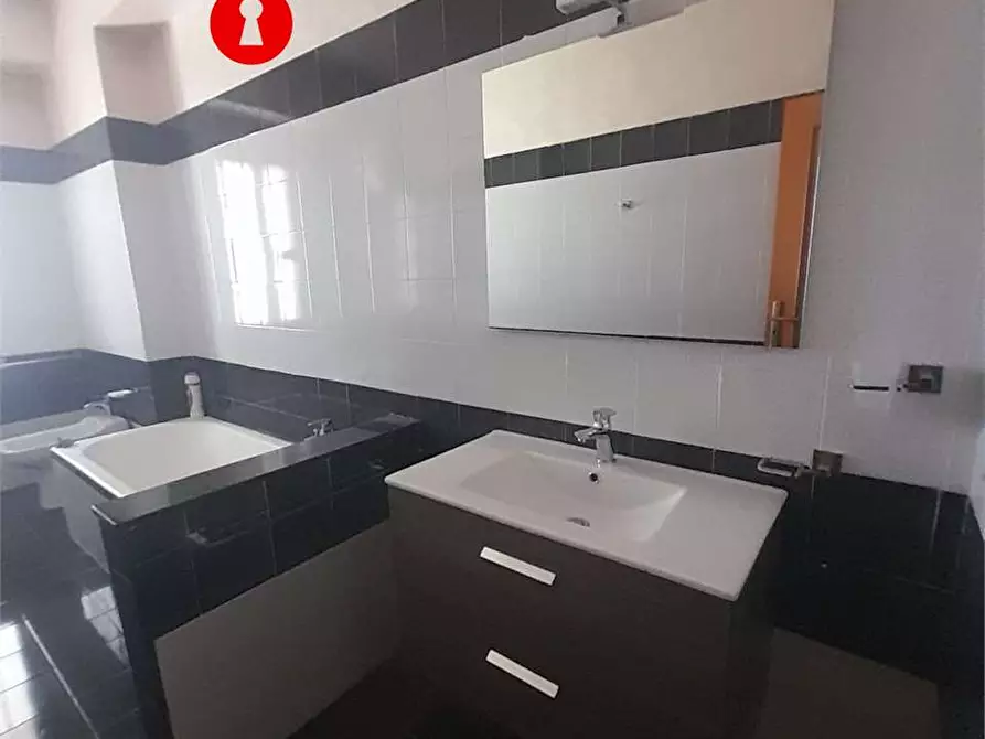 Immagine 20 di Appartamento in affitto  in Via  napoli a San Felice A Cancello